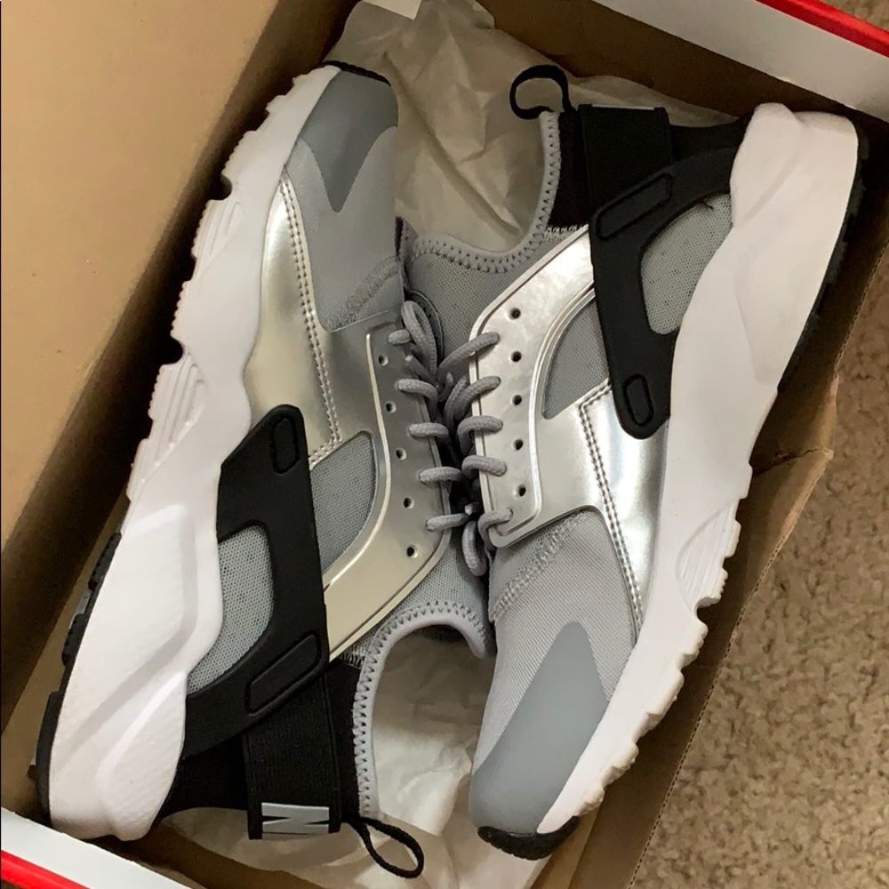 Nike Air Huarache Run